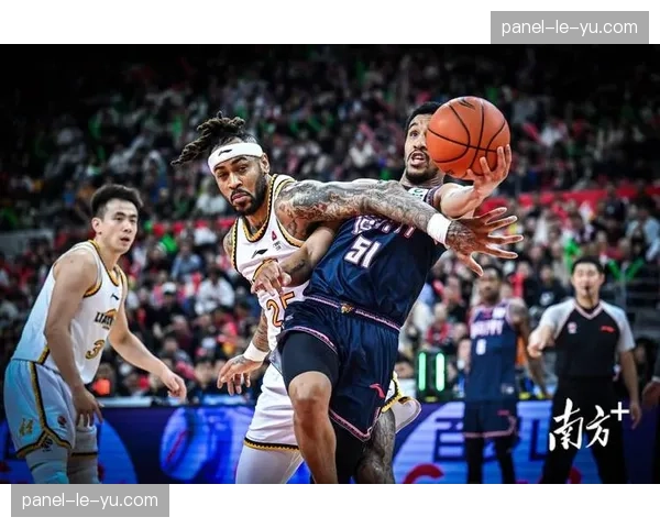 广东宏远主场扳回一城,凭借末节高强度全场紧逼完成逆转 广东宏远主场扳回一城,凭借末节高强度全场紧逼完成逆转